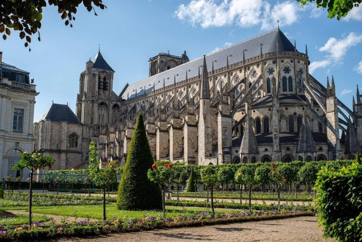 Lumineux & Convivial Lejlighed Bourges Eksteriør billede